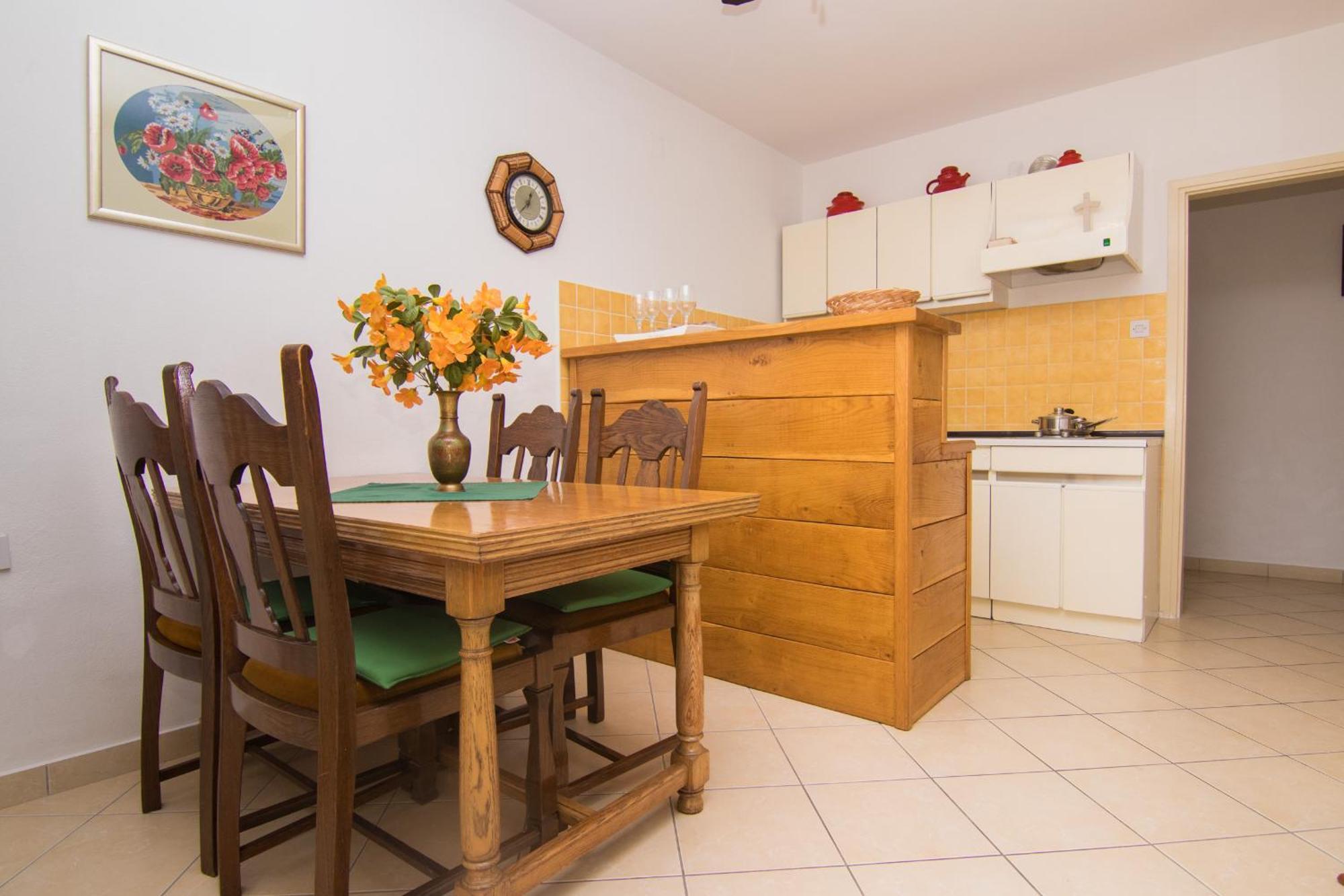 Dekanic Krk Apartment Krk Town