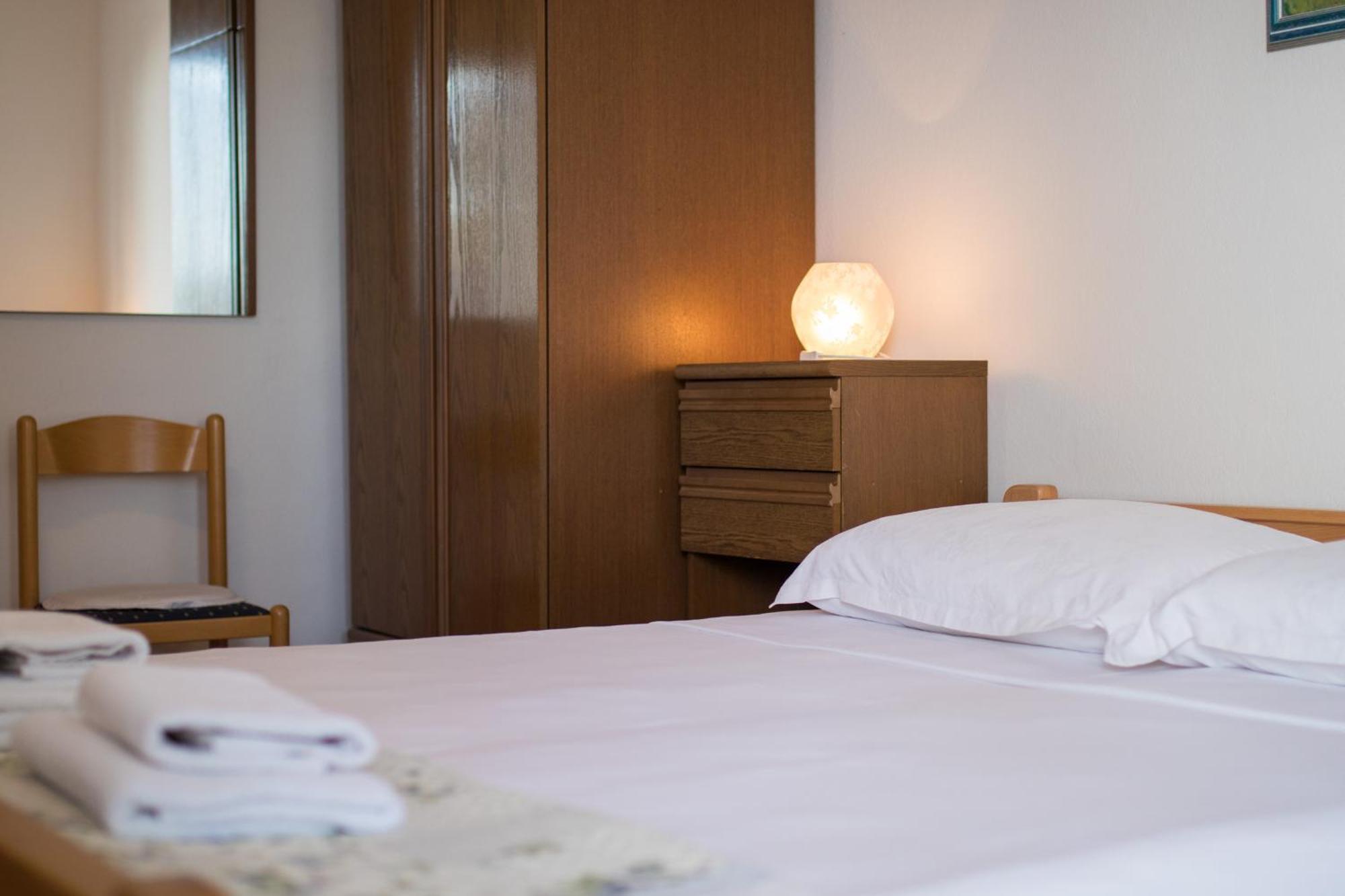 Dekanic Krk Apartment Krk Town