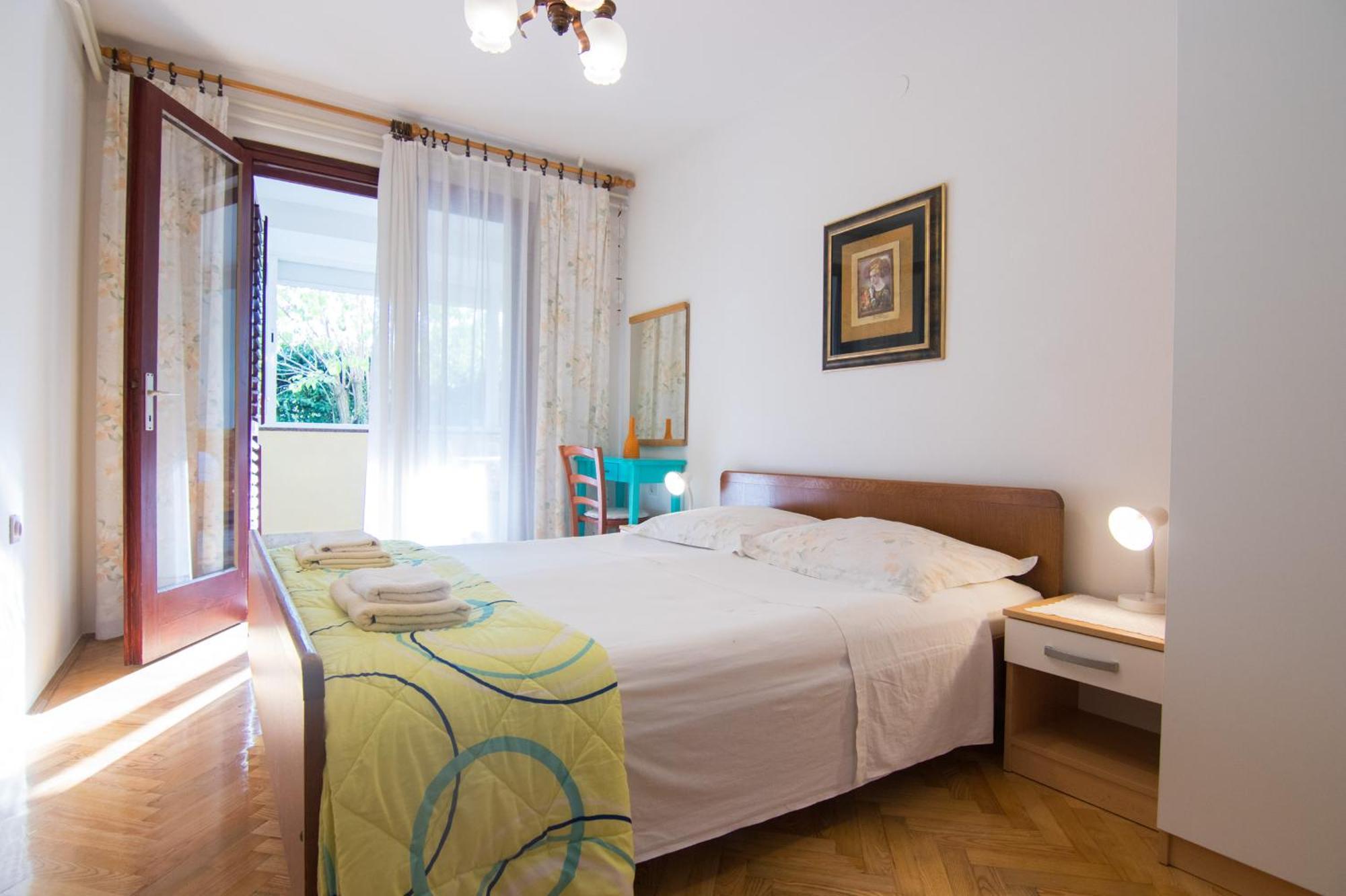Dekanic Krk Apartment Krk Town