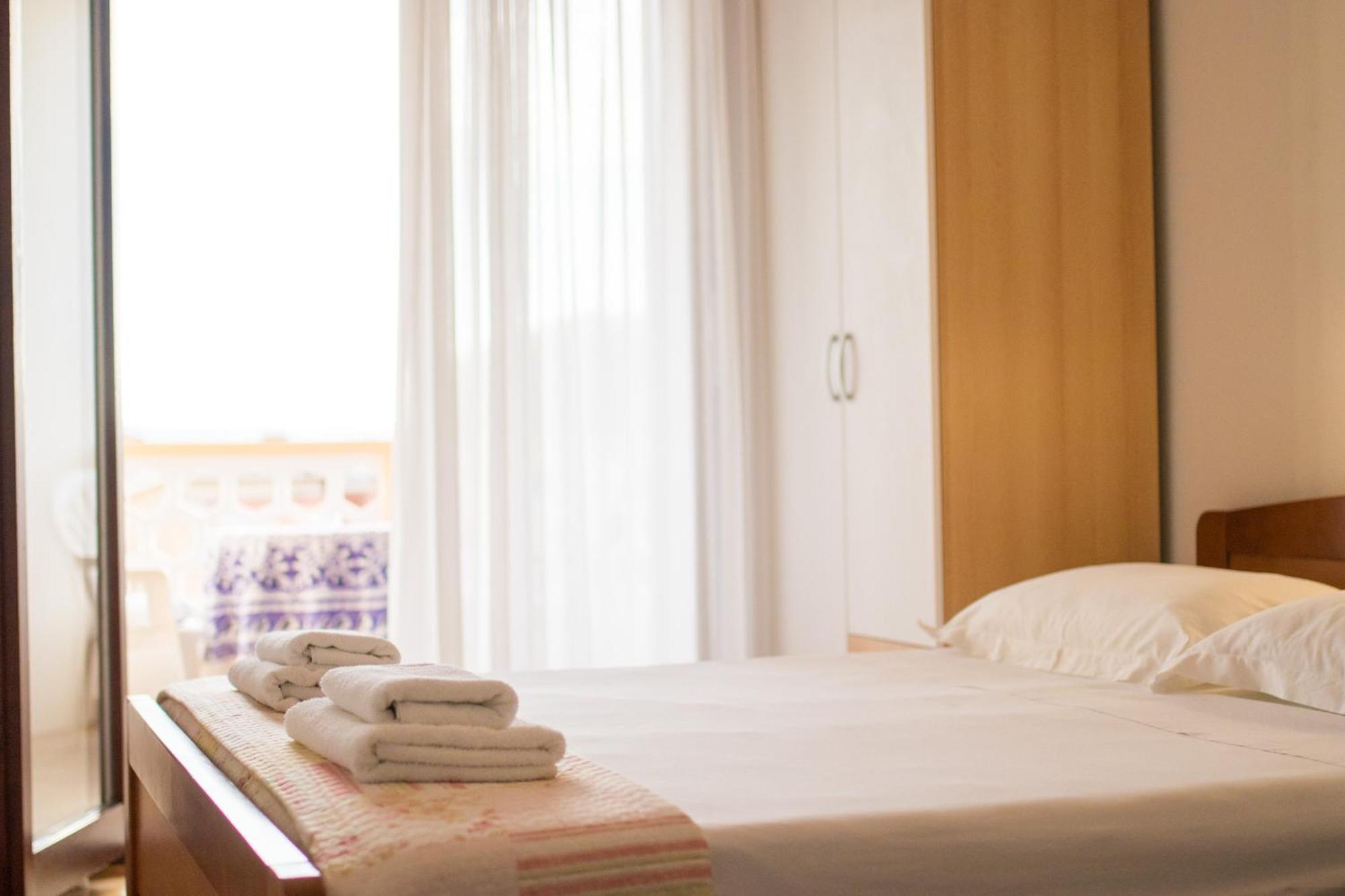 Dekanic Krk Apartment Krk Town