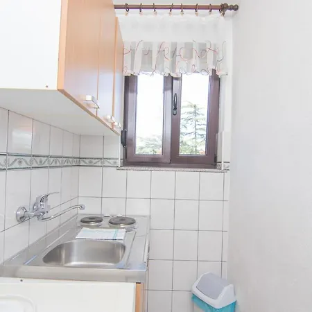 Apartmani Dekanic Krk Krk Town Exterior photo