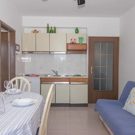 Apartmani Dekanic Krk Krk Town Exterior photo