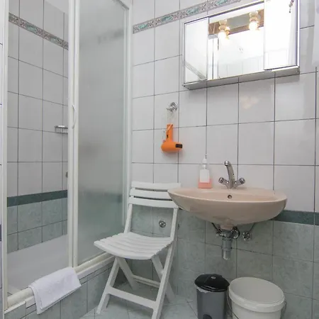 Apartmani Dekanic Krk Krk Town Exterior photo